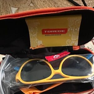 Kids Yellow Sunglasses - UV Protection